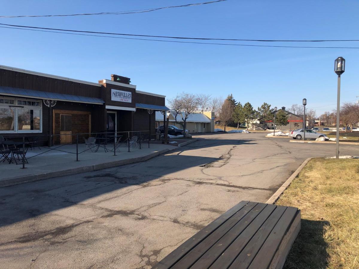 Days Inn By Wyndham Henrietta/Rochester Area Exterior photo